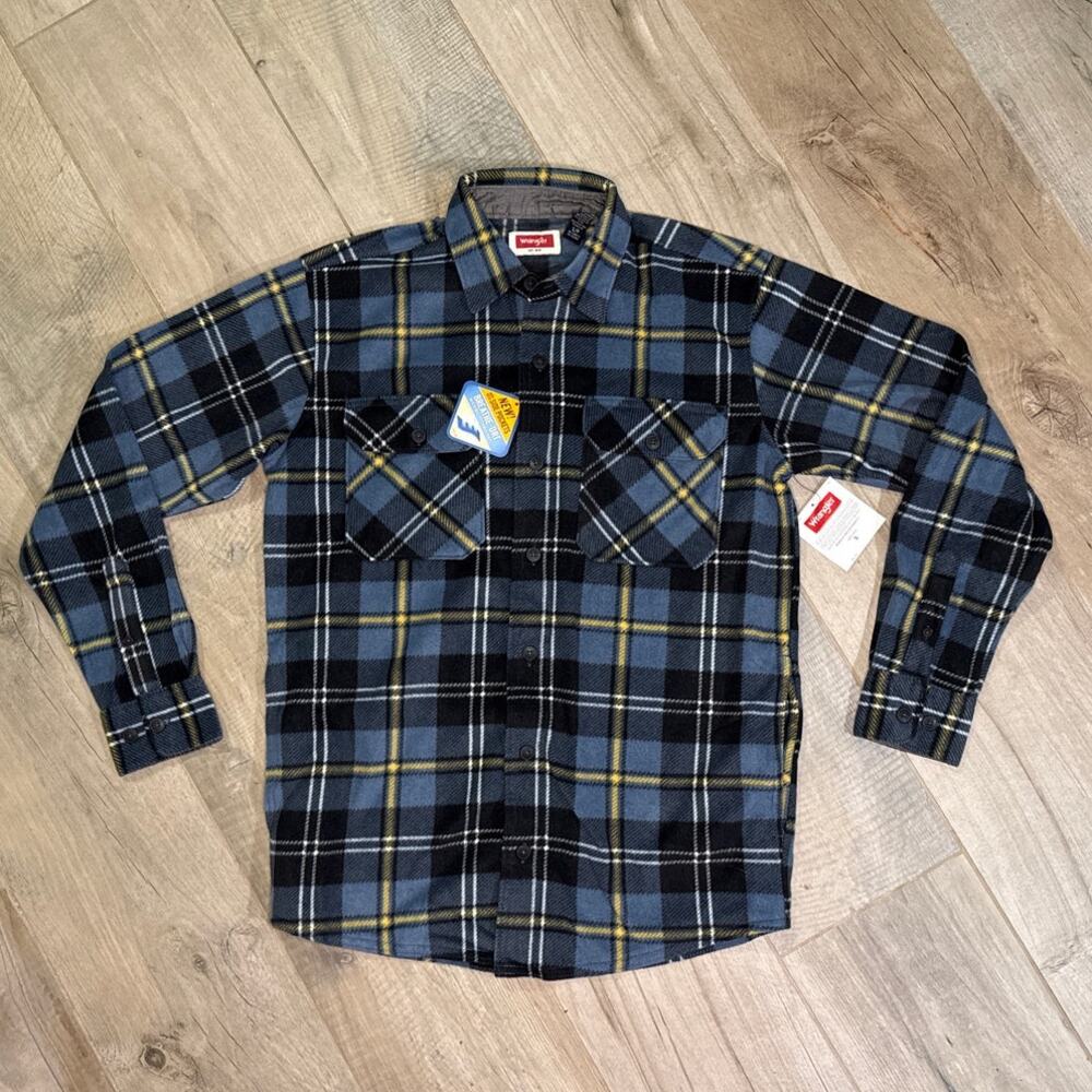 Wrangler NEW Men's Relaxed Fit Breathe-Dri Button Front Flannel Shirt Size Small